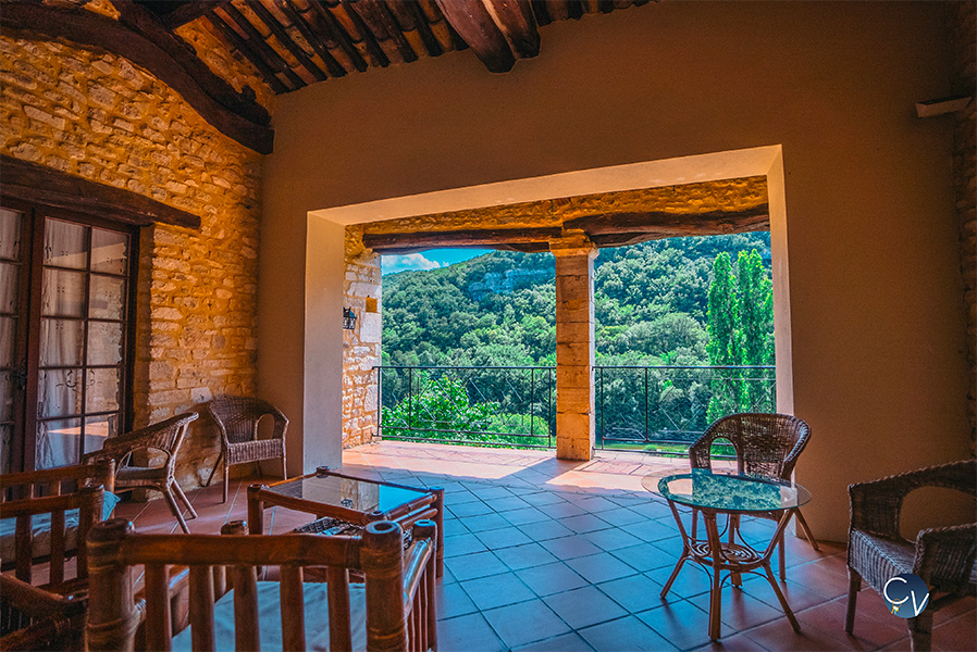 location mas provencal 10 personnes batisse montclus location courte duree montclus conciergerie des vallees sud de la france terrasse