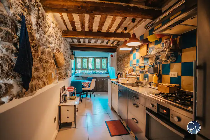 maison-de-village-pont-du-gard-cuisine-entiere-location-courte-duree-conciergerie-des-vallees