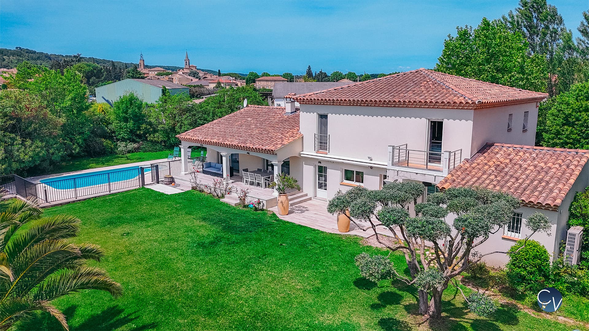 villa connaux piscine location saisonniere uzes la roche sur ceze conciergerie des vallees location courte duree sud de la france