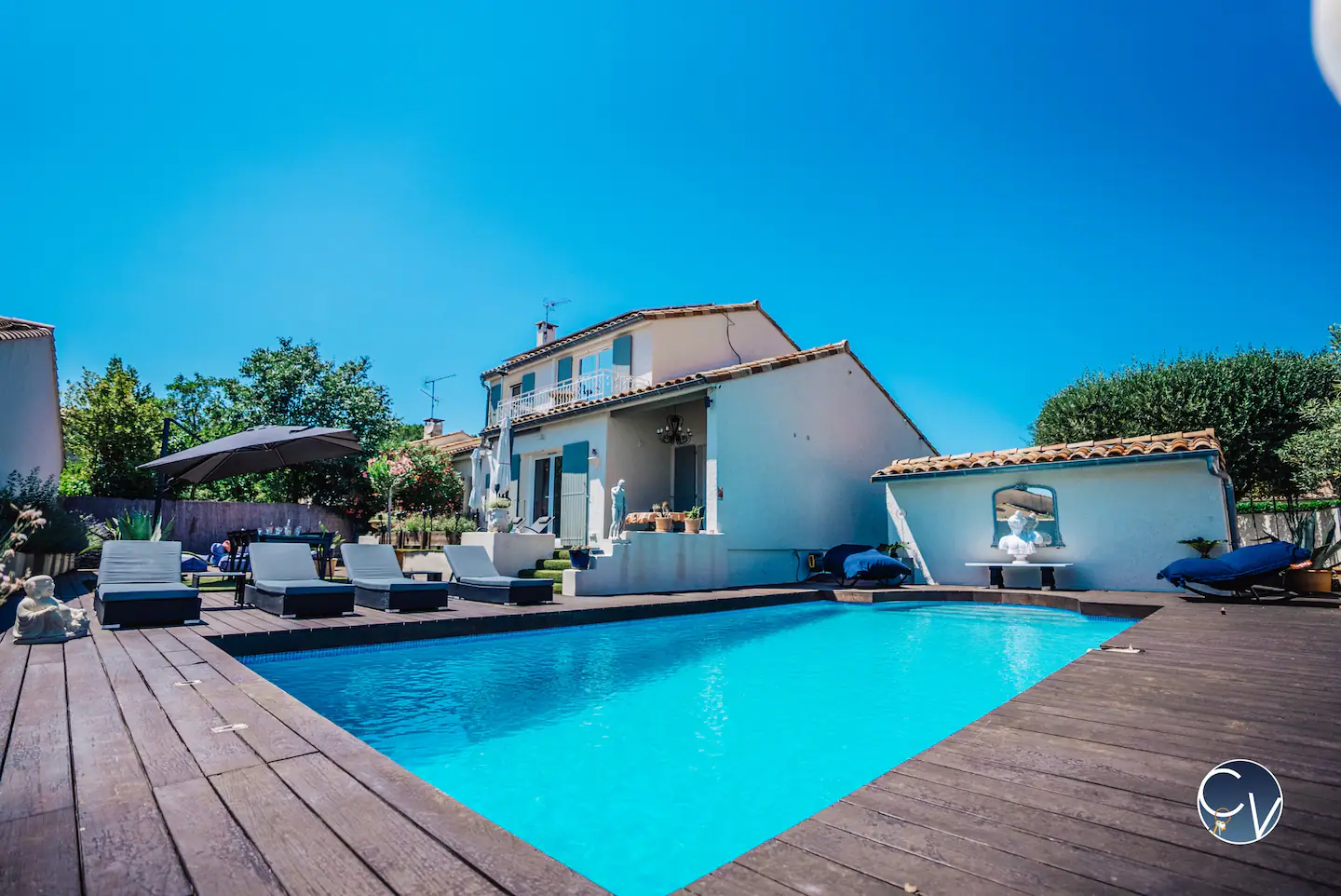 villa-uzes-piscine-location-courte-duree-conciergerie-des-vallees