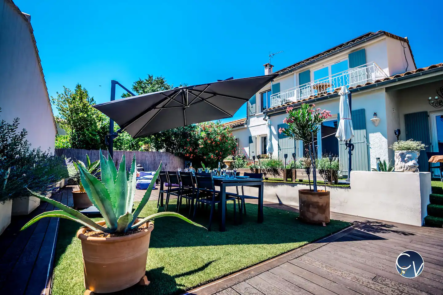 villa-uzes-terrasse-location-courte-duree-conciergerie-des-vallees