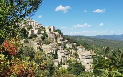 Confiez votre bien à la Conciergerie des Vallées à Gordes