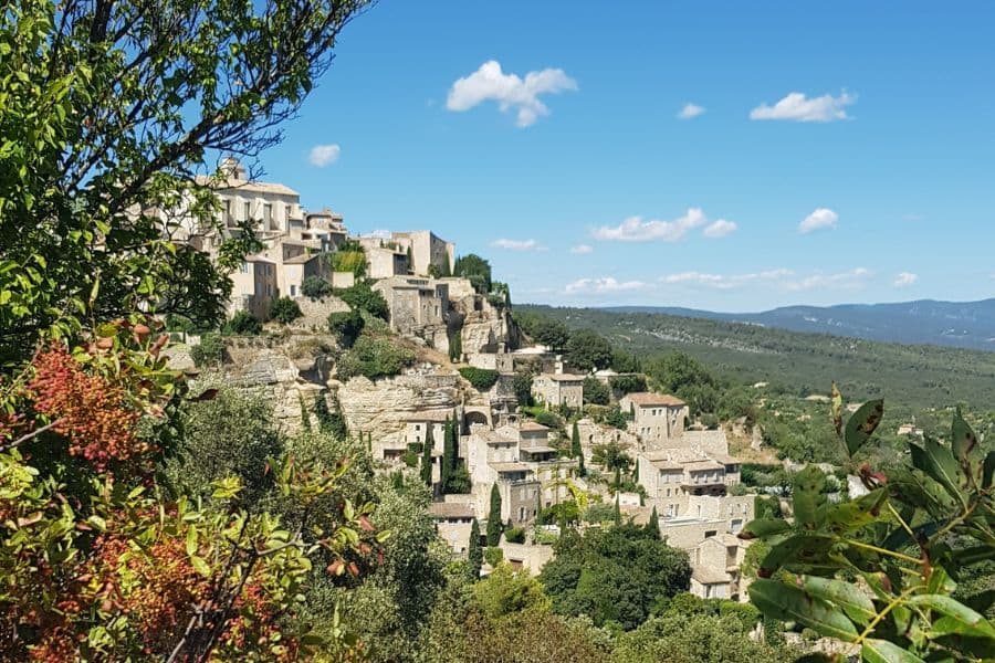 Confiez votre bien à la Conciergerie des Vallées à Gordes