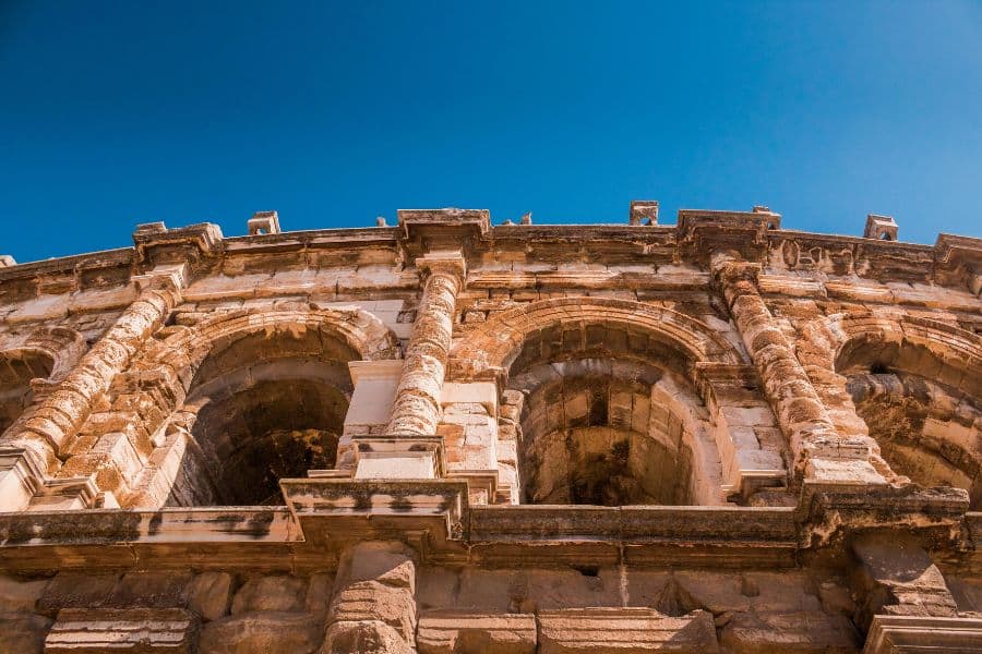 conciergerie a nimes location courte duree conciergerie des vallees