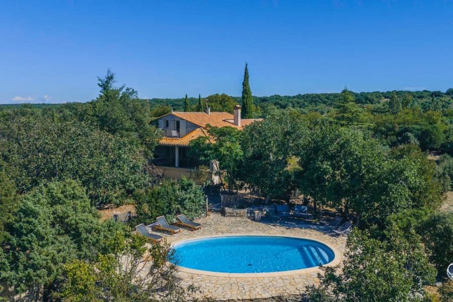 villa conciergerie uzes location villa piscine uzes sud france revenus locatifs proprietaires conciergerie des vallees